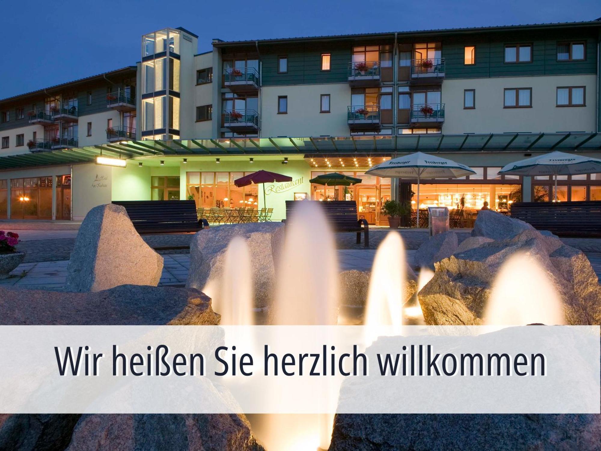 Hotel Am Kurhaus Mit Erstem Ayurveda Center Sachsens - Direkt Am Gesundheitsbad Actinon & Kurpark Bad Schlema Extérieur photo