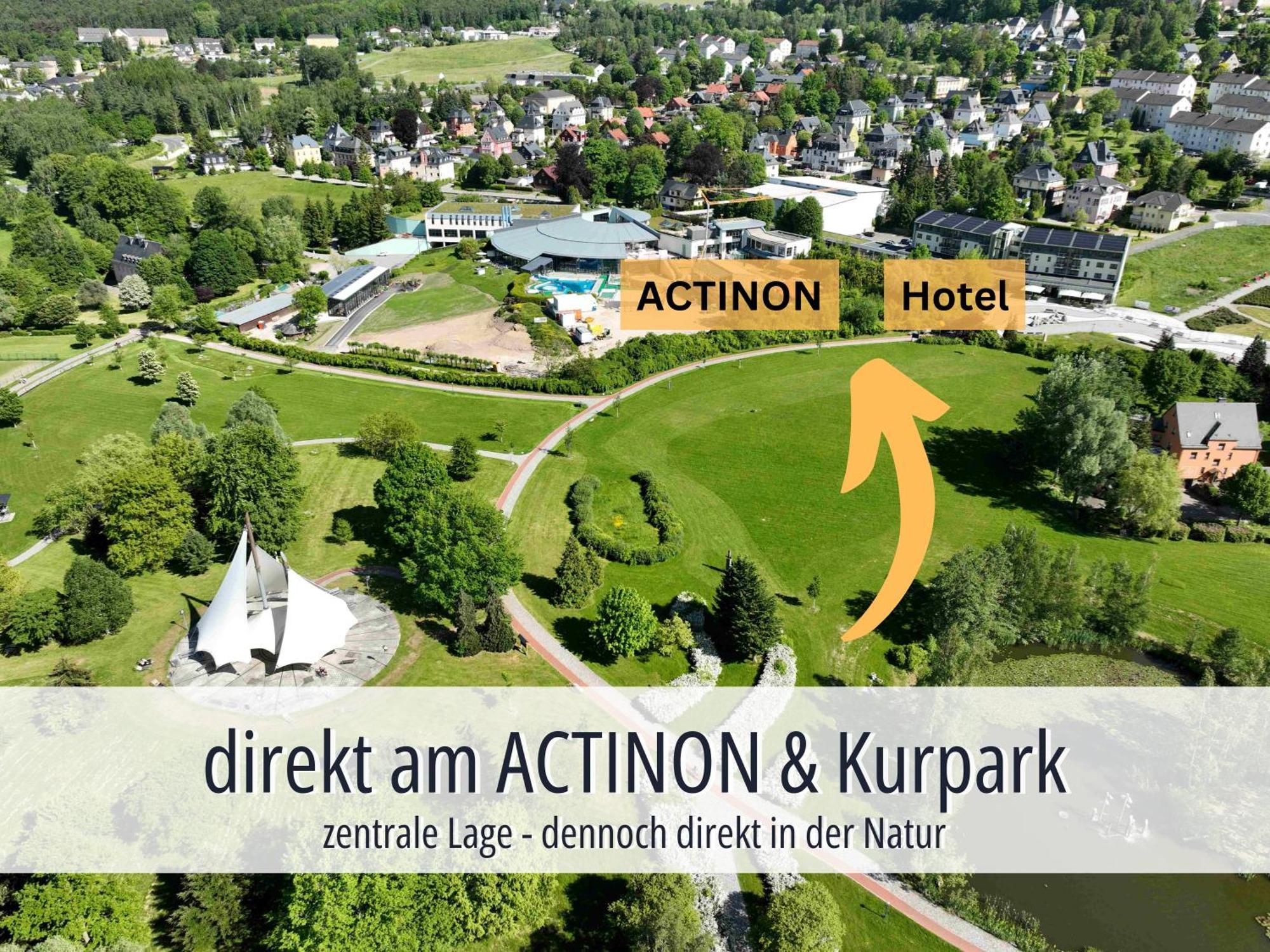 Hotel Am Kurhaus Mit Erstem Ayurveda Center Sachsens - Direkt Am Gesundheitsbad Actinon & Kurpark Bad Schlema Extérieur photo